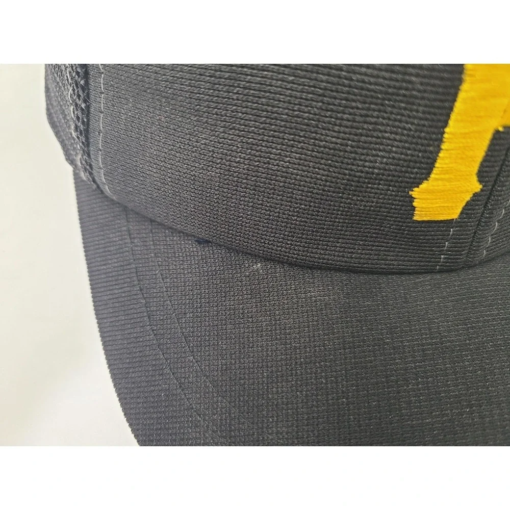 Vintage Jr Boys Pittsburgh Pirates UII Mesh Trucker Snapback Hat Cap Child Black